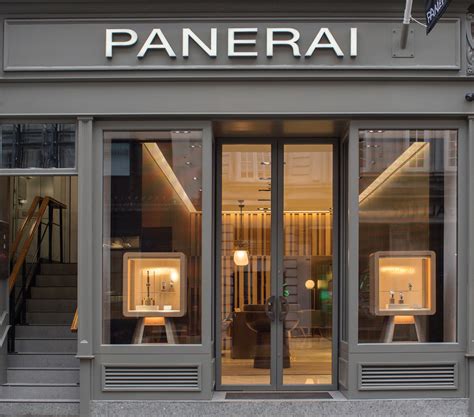 Panerai Store .